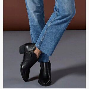 Vionic Cecily Women's Waterproof Ankle Boots Booties $170 in Black Leather
